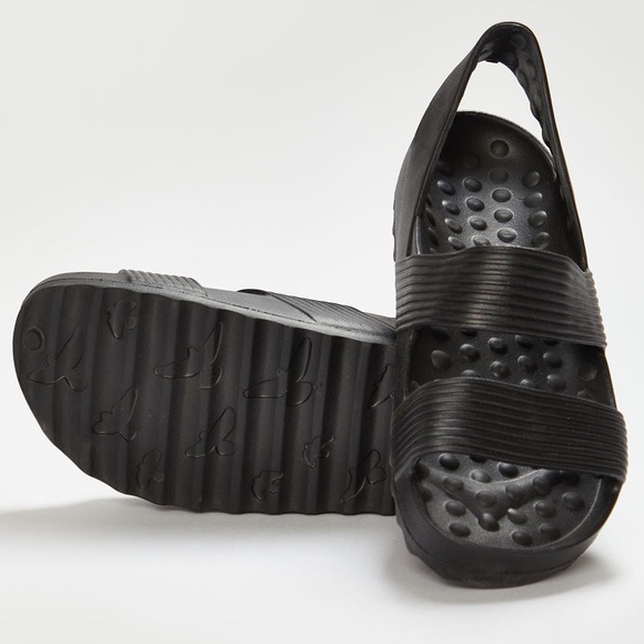 oiselle Shoes - Oiselle Sport Sandals